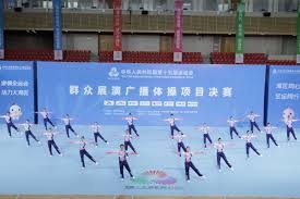 NBA球员专访：詹姆斯谈季后赛目标,