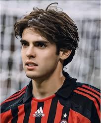 米格尔·卡布瑞拉在 2022 年 4 月击出生涯第 3000 安，成为历史上第 33 位三千安俱乐部成员